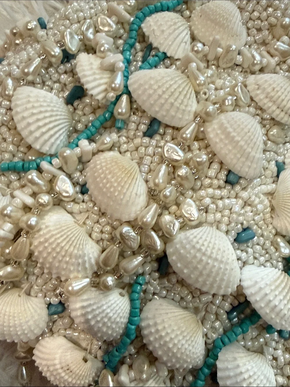 NWT Beaded Shell Accent White Shoulder Bag with Turquoise Detail